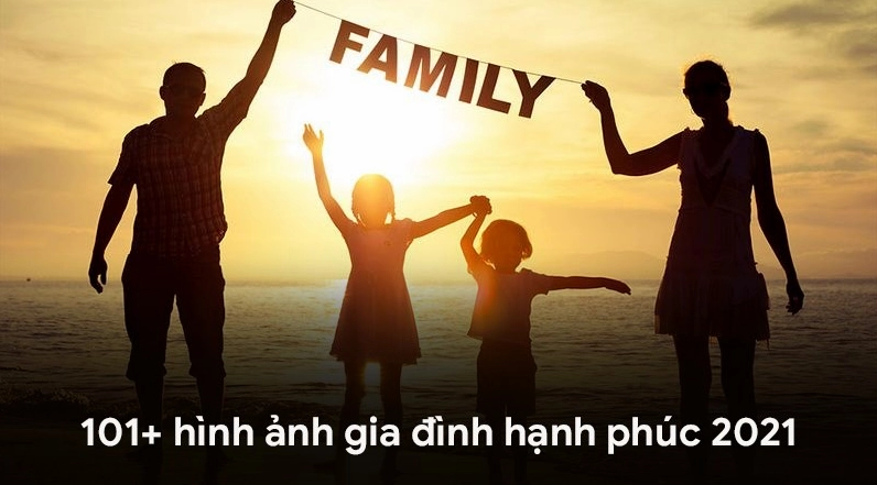 Hình nền gia đình trẻ với bố mẹ và con thơ đang ôm nhau hạnh phúc