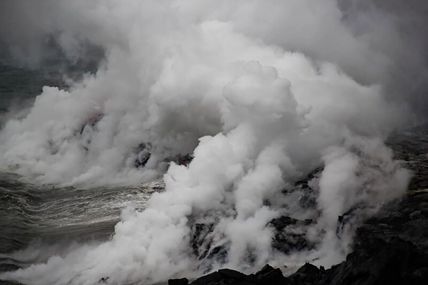 Hình nền màu xám khói lan tỏa đầy nghệ thuật cho máy tính