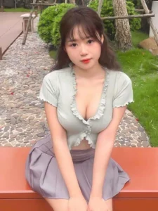 tuyet dinh bo suu tap anh gai xinh mac vay ngan den cuon hut 617