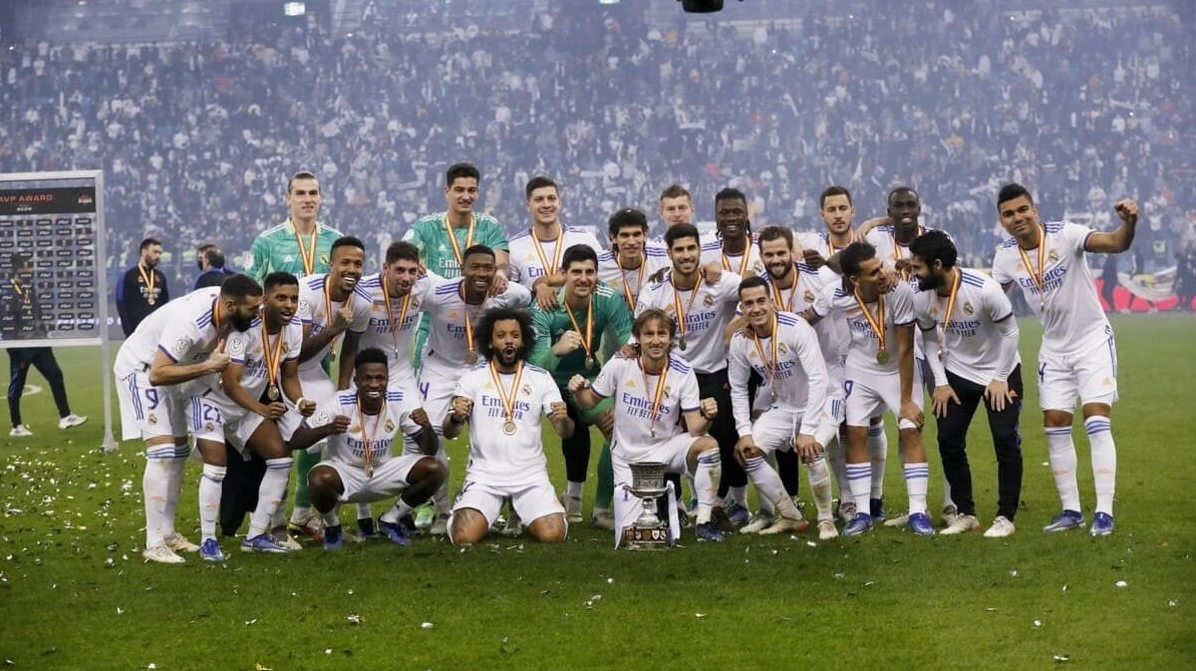 Wallpaper Real Madrid 4K với bố cục cân đối và tỷ lệ 16:9, hình nền real madrid hoàn hảo