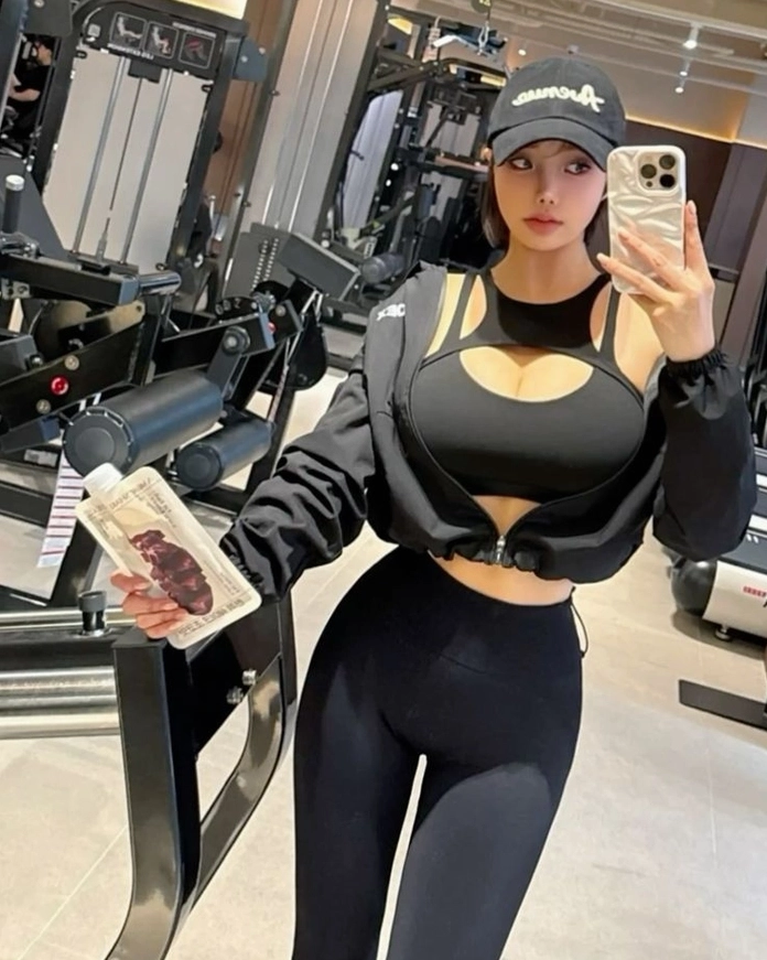 Ảnh gái xinh legging được yêu thích trên mạng xã hội