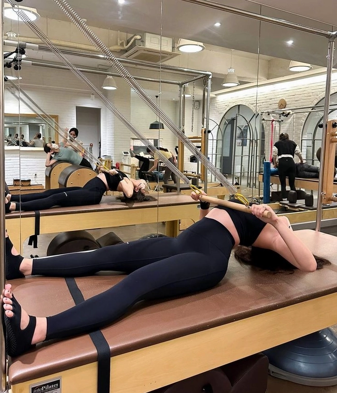 Ảnh gái xinh mặc quần legging đẹp mắt rạng ngời