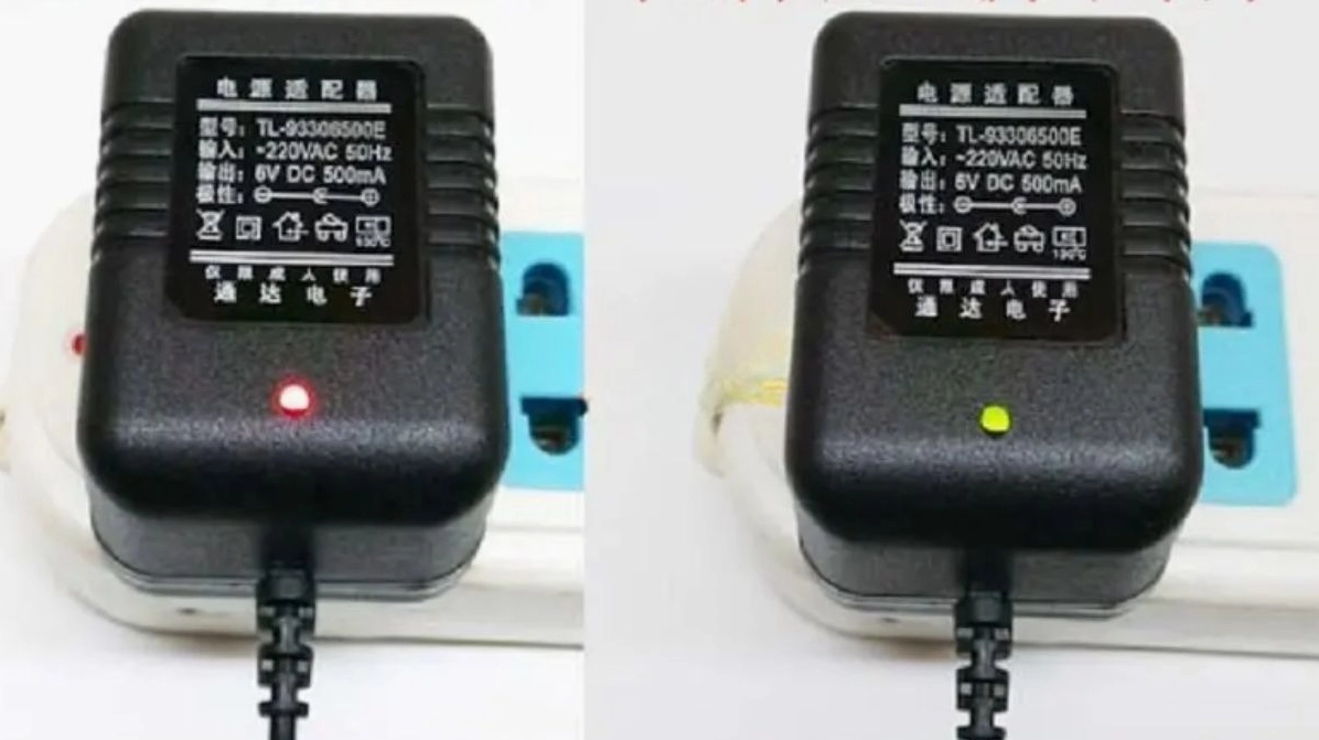 Bạn thử cắm một thiết bị khác vào để kiểm tra xem ổ cắm điện có hoạt động không