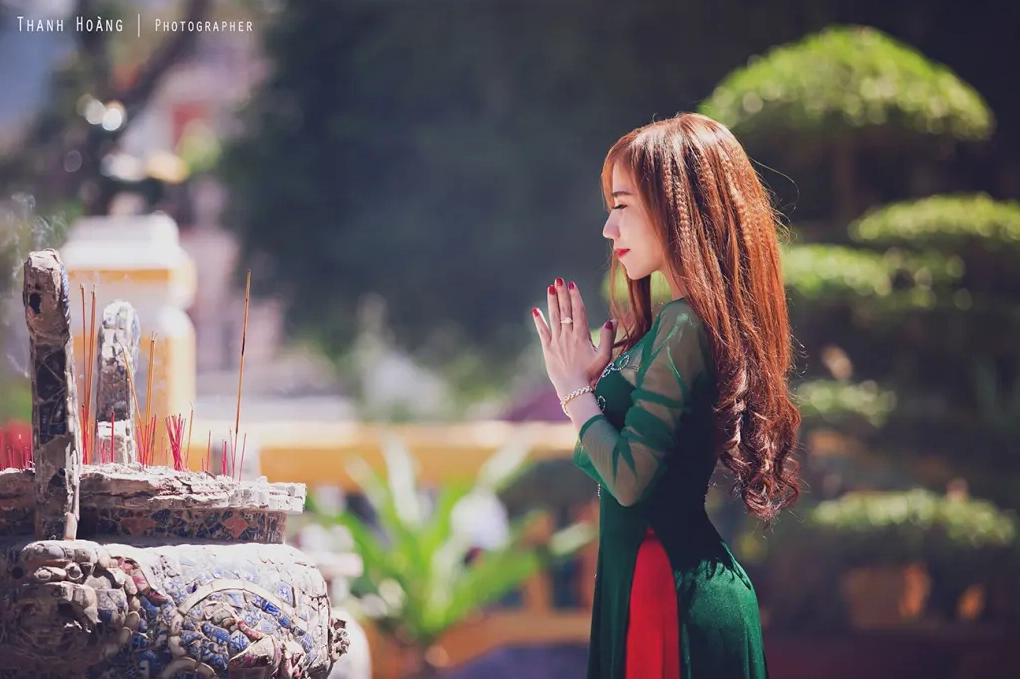 Bức ảnh chân dung toát lên khí chất kiêu sa của thiếu nữ Việt