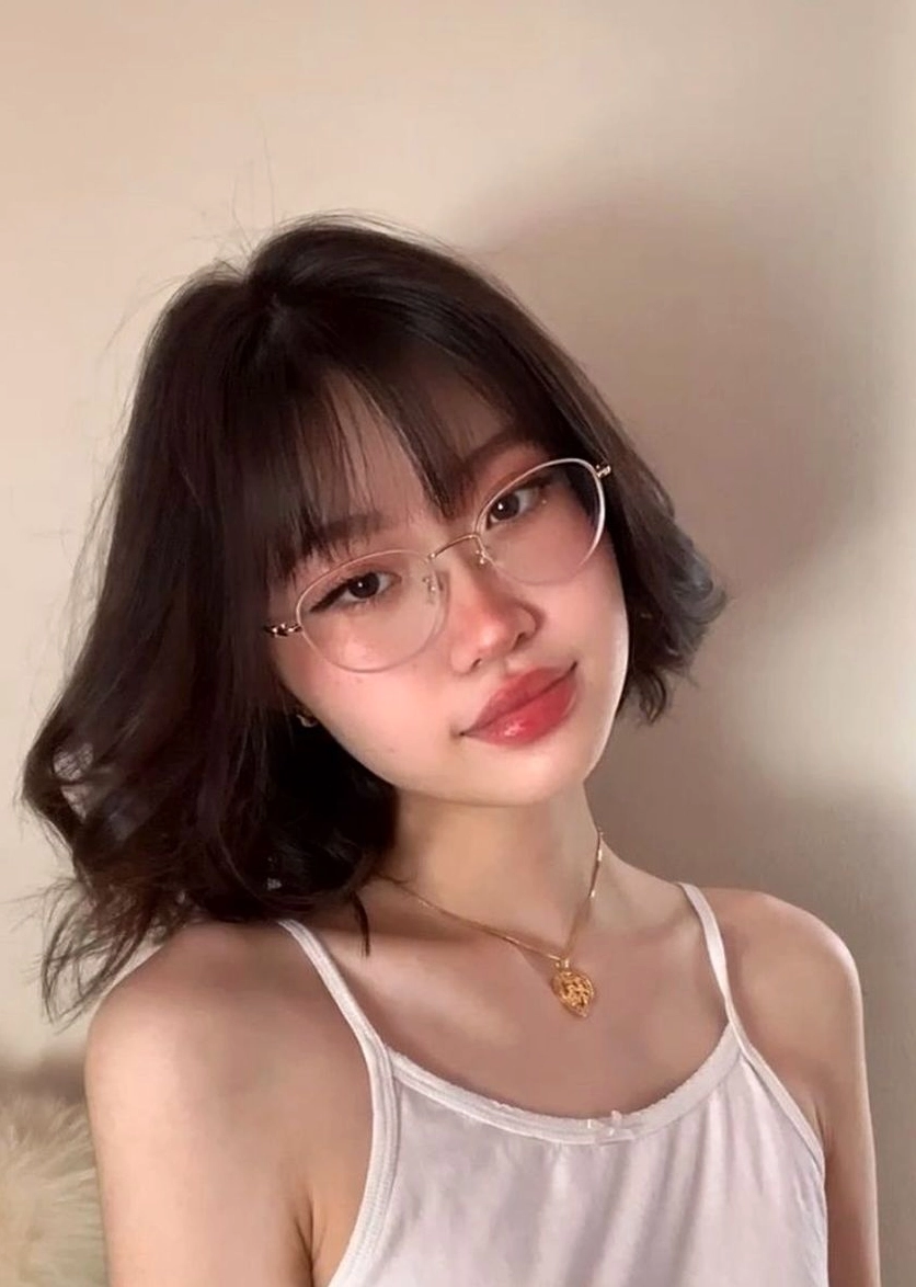 Bức ảnh chân dung tóc ngắn đẹp lung linh