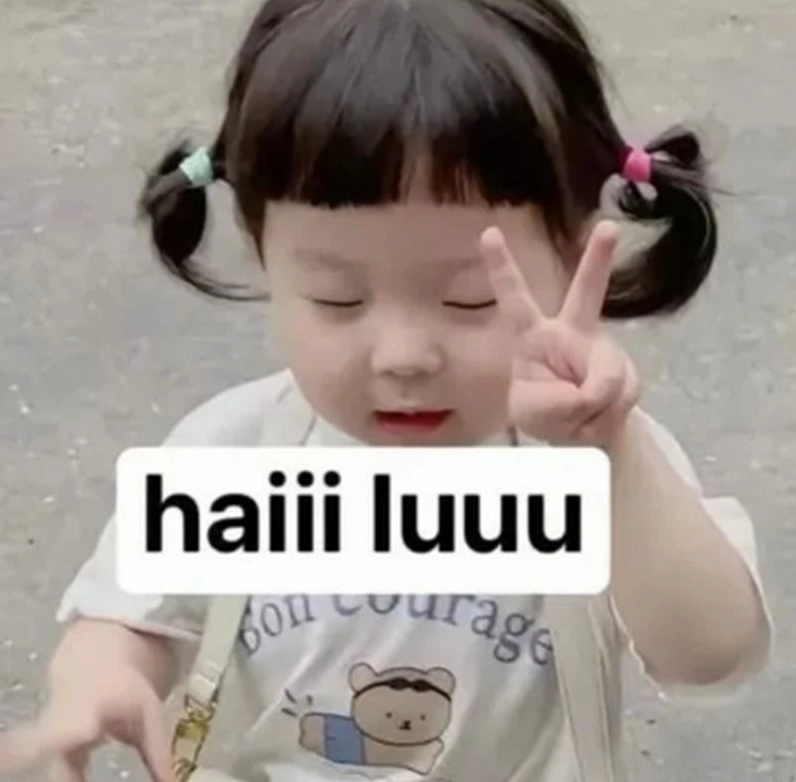 Bức ảnh chế em bé đáng yêu với dòng chữ cố lên nào