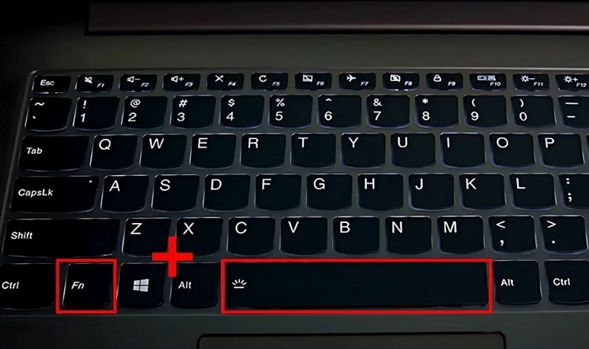 Cách bật đèn bàn phím laptop Lenovo bằng phím tắt