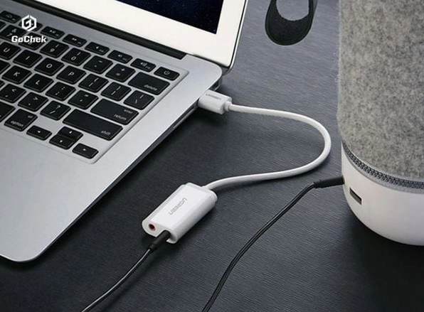 Cách kết nối tai nghe với laptop