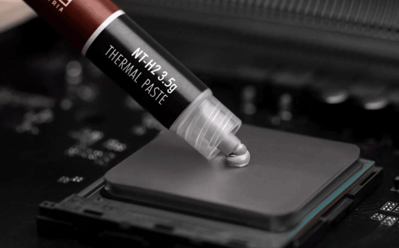 Hướng dẫn chi tiết cách dọn rác laptop an toàn và tăng tốc độ xử lý nhanh nhất năm 2026 6 Cần vệ sinh phần cứng và thay keo tản nhiệt định kỳ