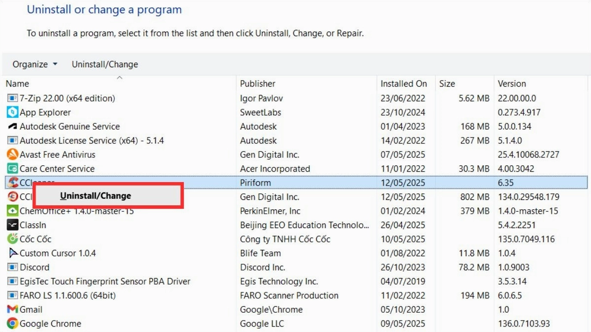Chọn phần mềm muốn gỡ cài đặt nhấn chuột phải và chọn Uninstall