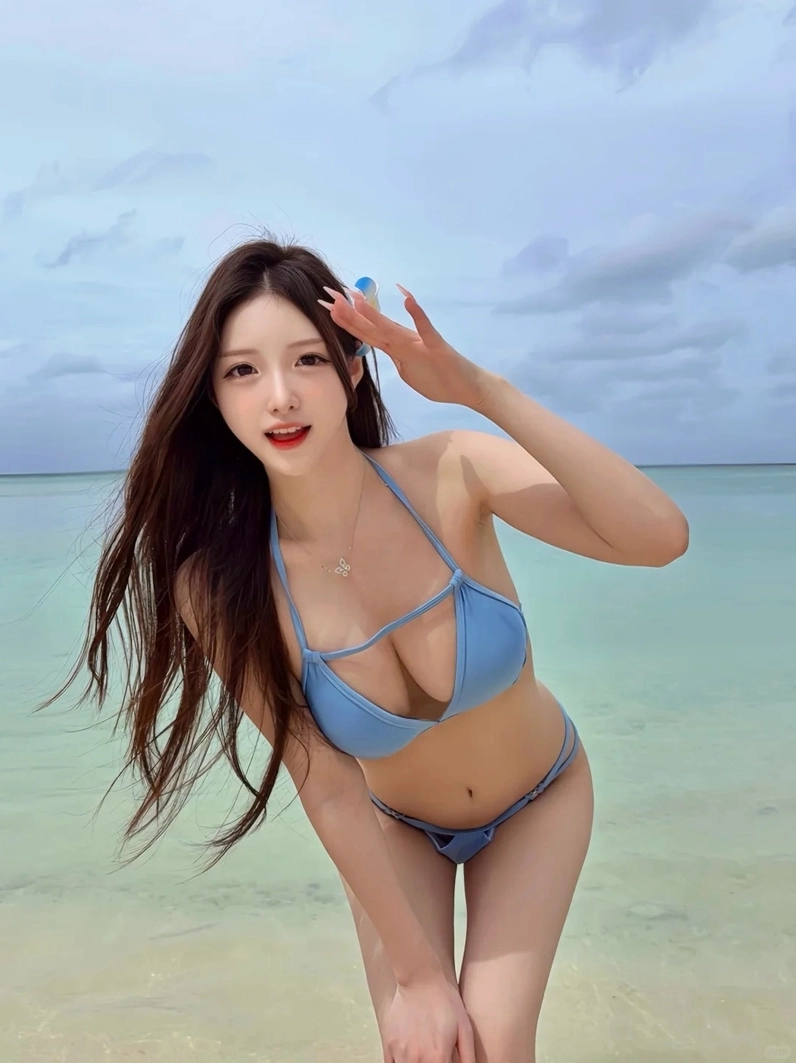 Bộ sưu tập 30 ảnh bikini gái Trung Quốc nóng bỏng nhất 2026 1 Cô nàng xinh đẹp khoe dáng ngọc ngà trong bộ bikini nóng bỏng