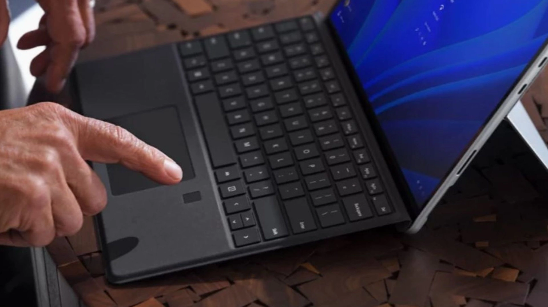 Có rất nhiều lợi ích tuyệt vời khi sử dụng cảm biến vân tay