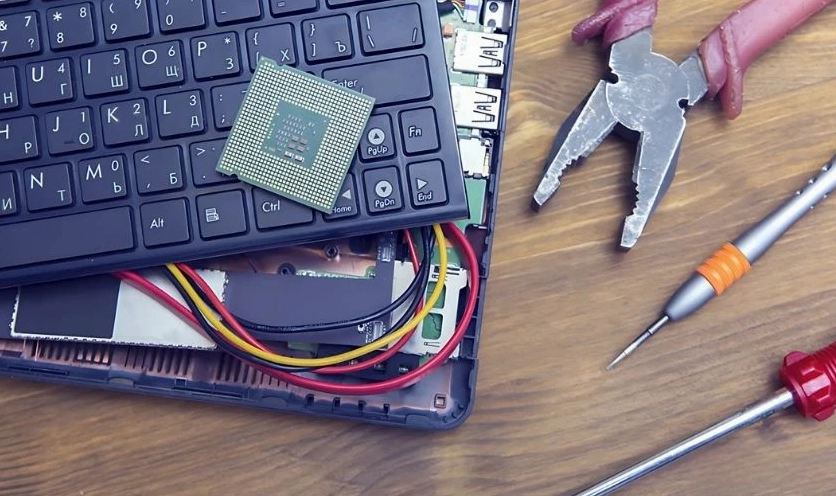 Có thể lắp thêm đèn bàn phím laptop Lenovo không?