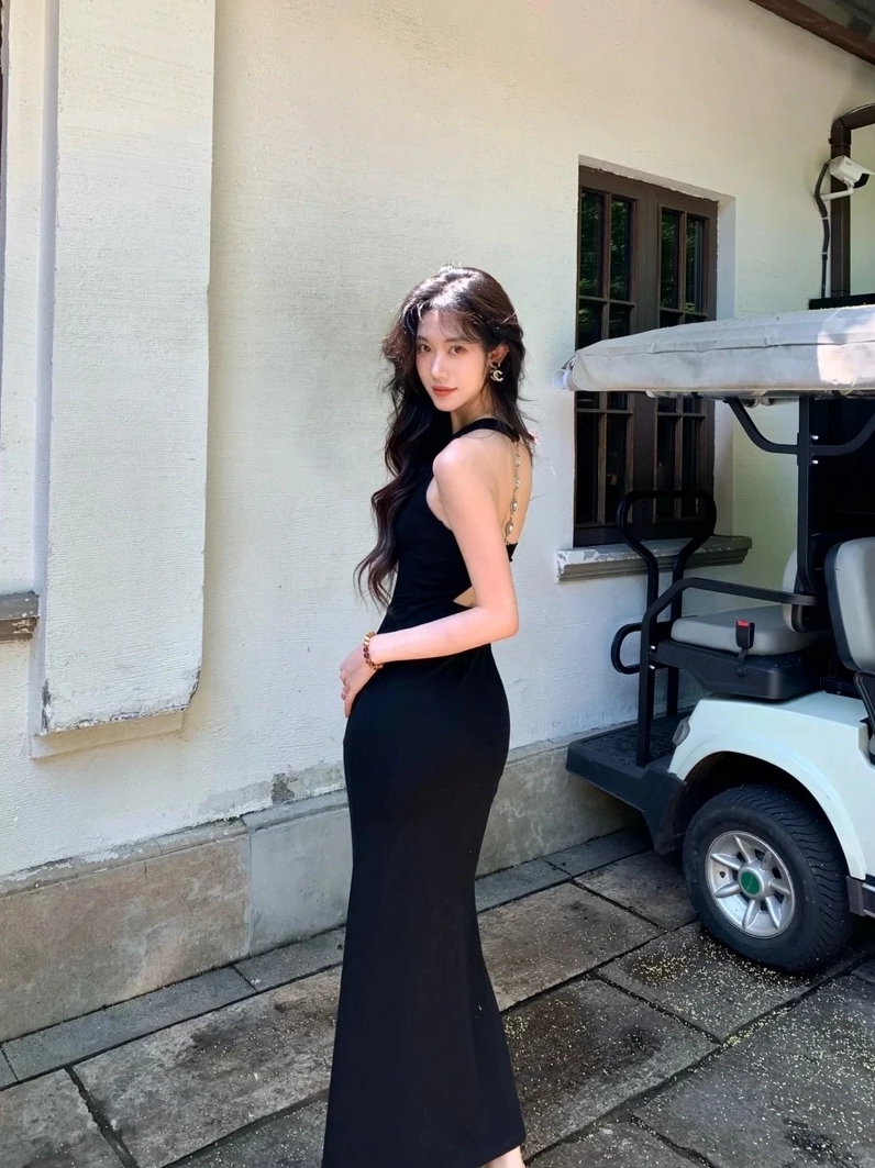 Dáng chuẩn khoe trọn nét đẹp cơ thể đầy sức sống