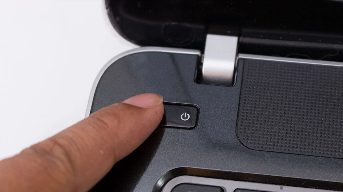 Hướng dẫn chi tiết cách mở laptop không cần nút nguồn hiệu quả nhanh chóng 1 Dấu hiệu nhận biết nút nguồn laptop bị hỏng