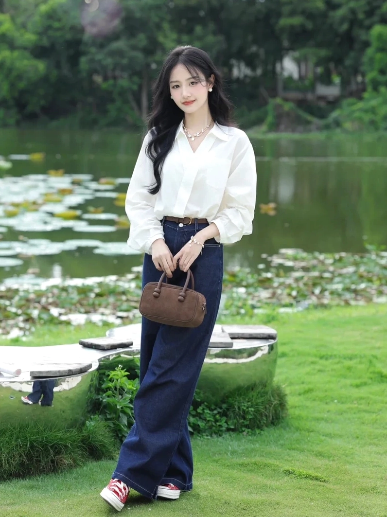 Gái mặc sơ mi trắng đời thường giản dị nhưng vẫn thu hút