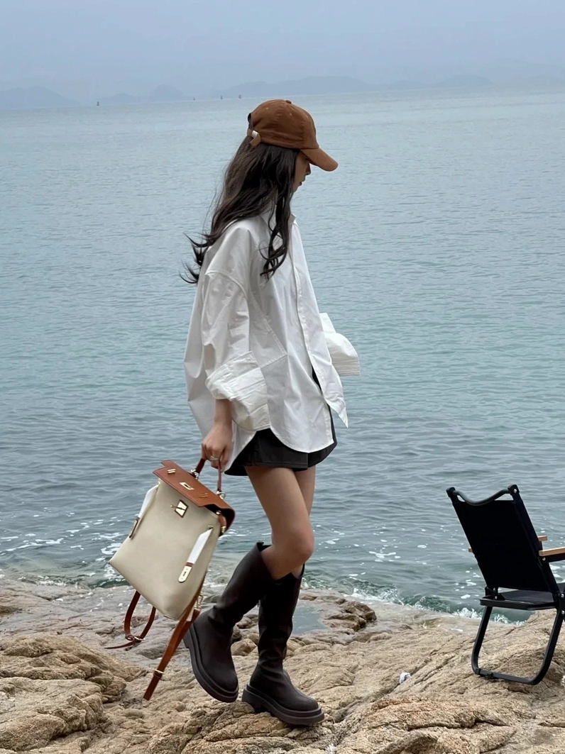 Gái mặc sơ mi trắng nữ tính dịu dàng và quyến rũ