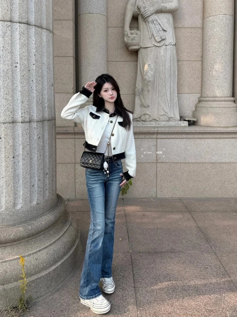 Gái xinh diện jean style châu Á trẻ trung và nổi bật