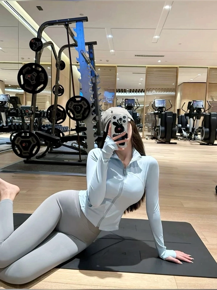 Bộ sưu tập 30 ảnh gái xinh mặc đồ yoga dáng chuẩn quyến rũ 16 Gái xinh TikTok tập yoga được yêu thích với thần thái rạng rỡ