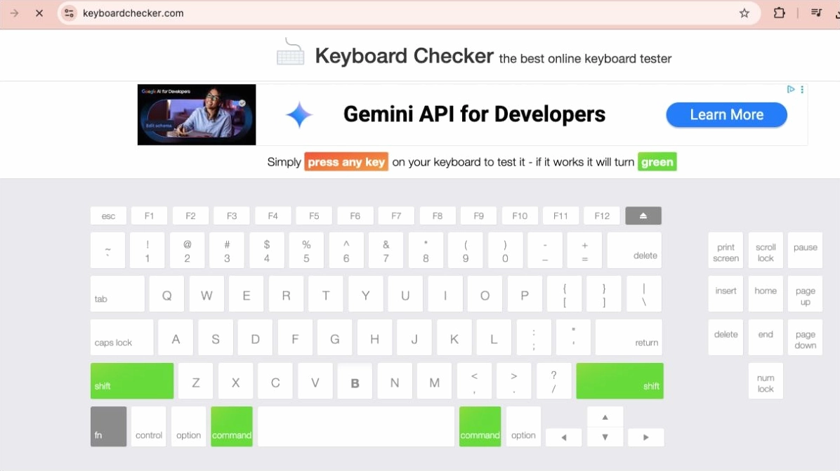 Giao diện chính của website Keyboardchecker hiển thị trạng thái các phím đã nhấn