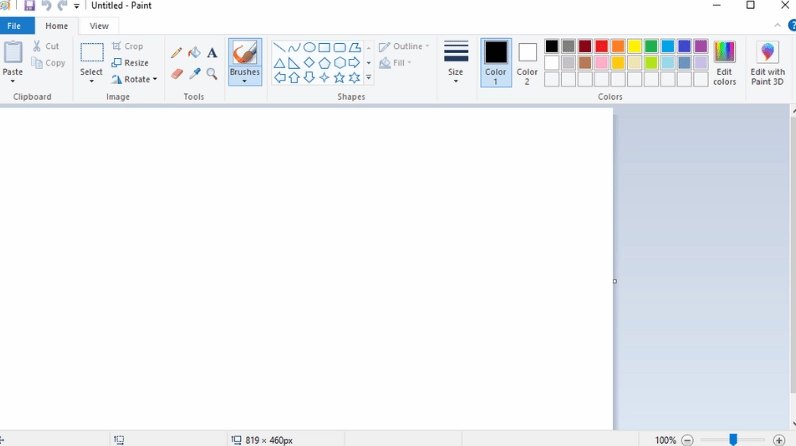 Giao diện ứng dụng Windows Paint được mở lên để chuẩn bị dán hình ảnh vừa chụp