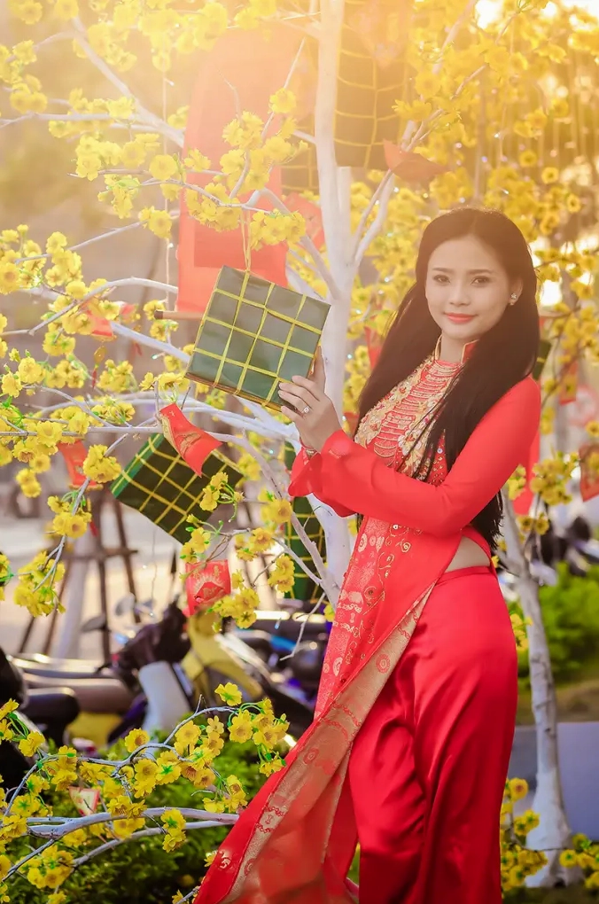 Góc chụp bắt trọn khoảnh khắc gió nhẹ tung bay tà áo