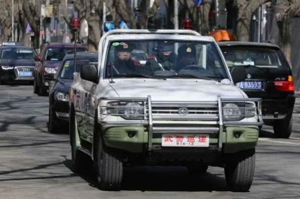 Hướng dẫn chi tiết cách kết nối hdd với laptop đơn giản và an toàn nhất 24 Hệ thống máy tính bảng phân tích hình ảnh chuyên dụng của xe cảnh sát vũ trang