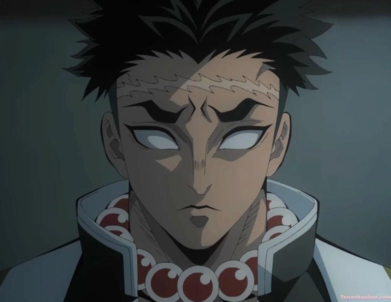 Hình ảnh Gyomei đang thổi sáo trúc thanh bình trong rừng