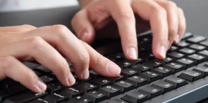 huong dan chi tiet cach chinh ban phim laptop khi go bi loi 385