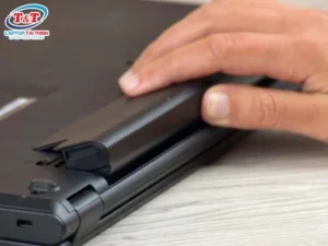 huong dan chi tiet cach mo pin laptop dell an toan ngay tai 138