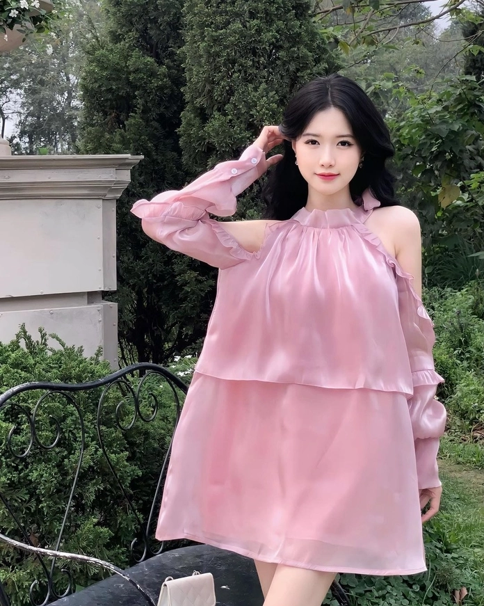 Khoảnh khắc dạo phố đời thường cực kỳ ăn ảnh