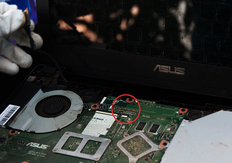 Laptop không lên hình thì phải làm sao?