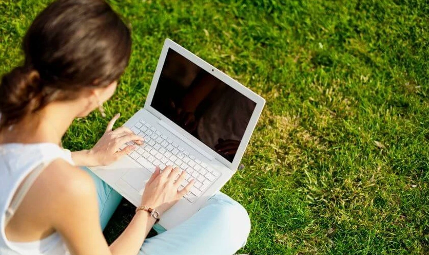 Hướng dẫn chi tiết cách tắt laptop bằng bàn phím trên hệ điều hành Windows nhanh chóng và hiệu quả 1 Lợi ích khi tắt máy tính bằng bàn phím?