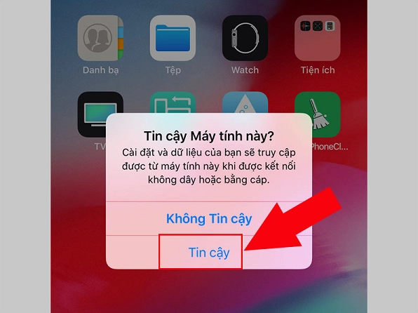 Màn hình máy tính hiển thị thư mục ảnh của iPhone khi kết nối cáp