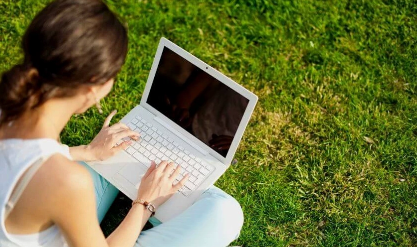 Hướng dẫn chi tiết cách tắt laptop đúng cách giúp bảo vệ tuổi thọ thiết bị an toàn tuyệt đối 29 Những lợi ích to lớn khi tắt máy tính bằng bàn phím