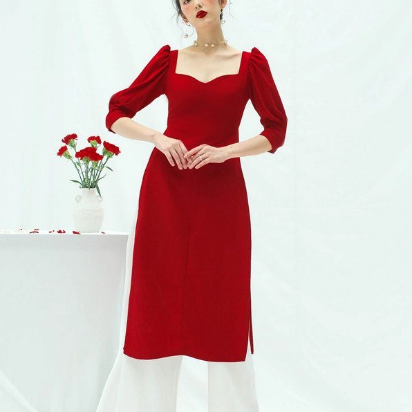 Phong cách áo dài cổ vuông mang đến vẻ đẹp mới lạ