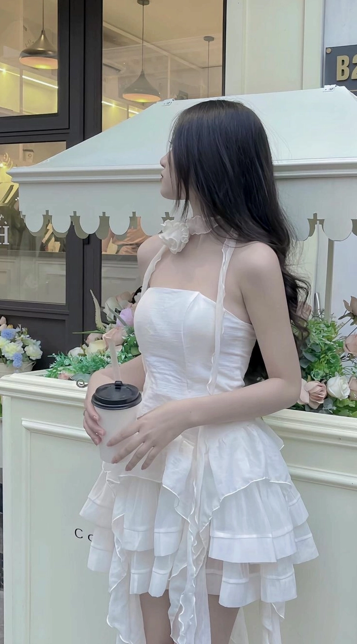Phong cách gợi cảm đầy hấp dẫn của mỹ nhân
