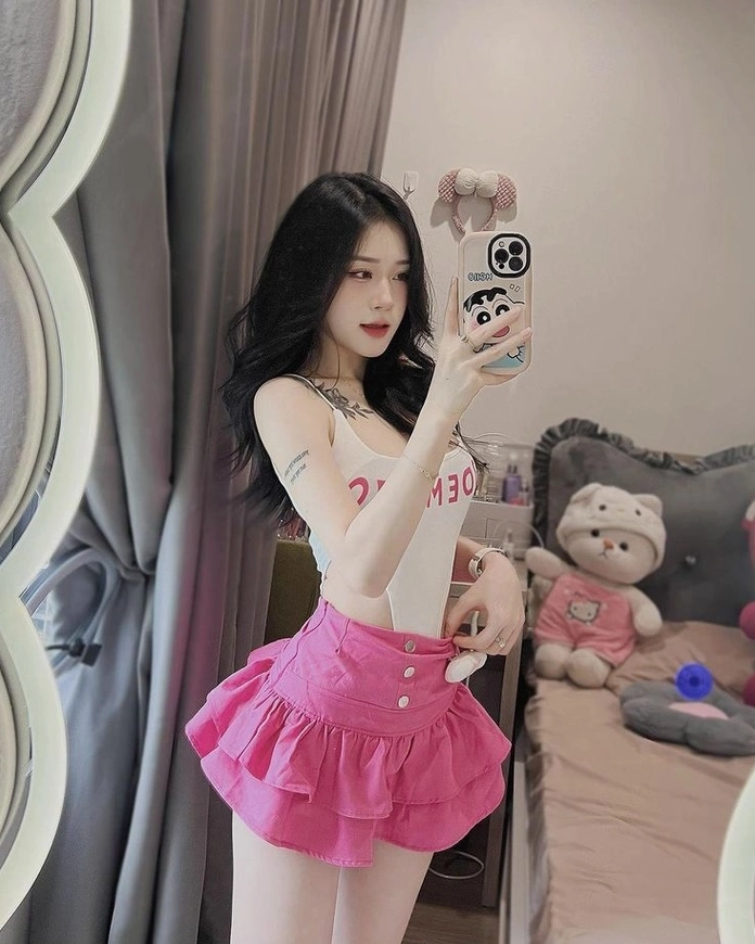 Phong cách sexy tinh tế cho người yêu thời trang hiện đại