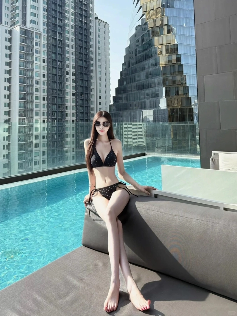 Bộ sưu tập 30 ảnh bikini gái Trung Quốc nóng bỏng nhất 2026 28 Quyến rũ vô ngần trong ráng chiều tà