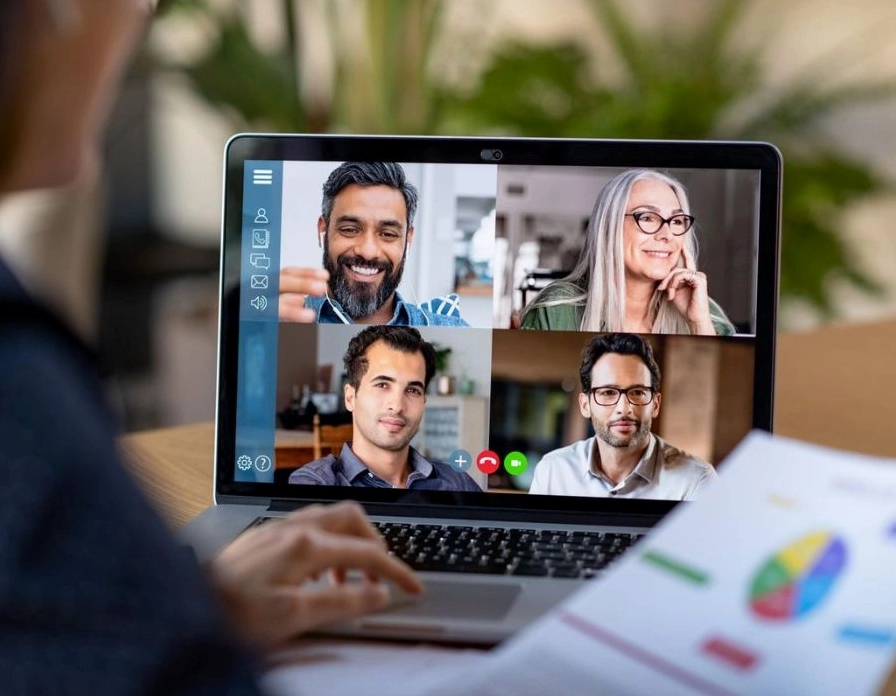 Sử dụng các phần mềm chuyên dụng hỗ trợ bật tắt camera trên máy tính