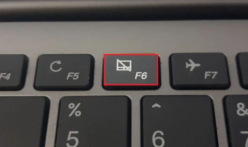 Sử dụng phím tắt trên bàn phím để bật Touchpad