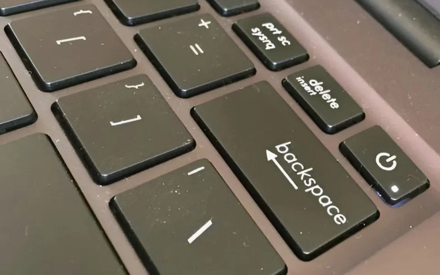 Hướng dẫn chi tiết cách mở nguồn laptop hiệu quả khi nút nguồn bị hỏng 9 Sử dụng tổ hợp phím để mở nguồn laptop Asus