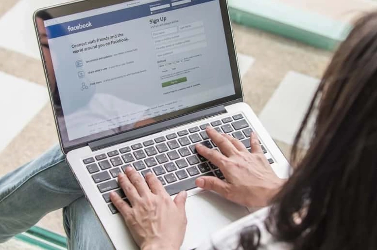 tải Facebook về máy tính