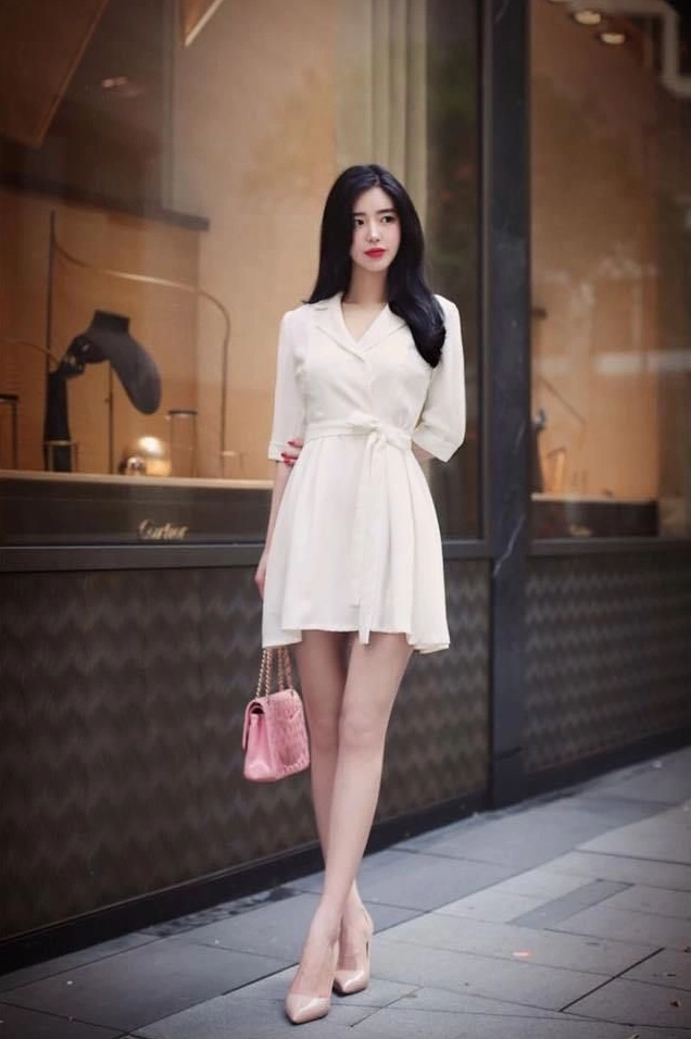 Thần thái mạnh mẽ của cô gái mặc quần jean