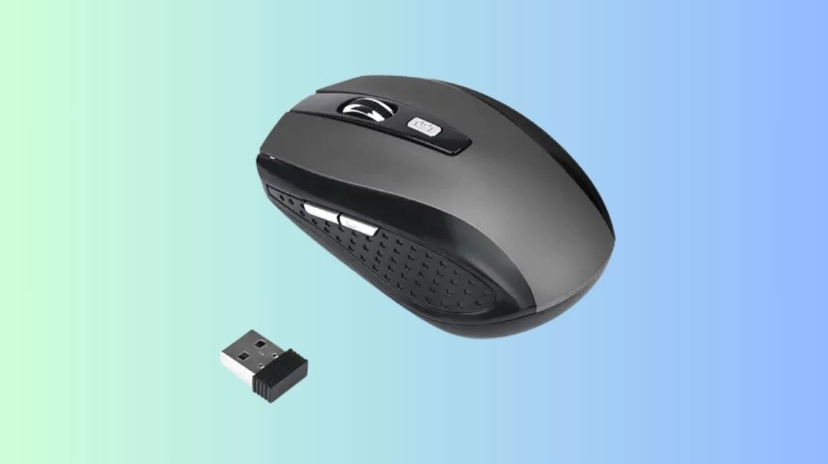 Thiết bị điều hướng không dây mã M13 sở hữu nhiều phím bấm chức năng tiện ích