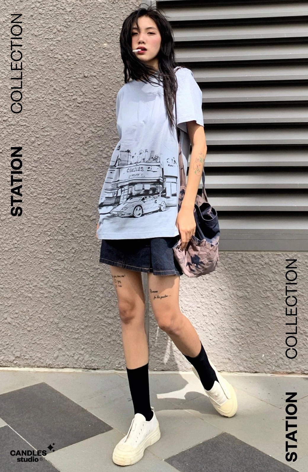 Thiếu nữ diện áo phông rộng mix chân váy bò trẻ trung năng động