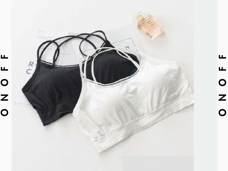 Thiếu nữ mặc áo lá đơn giản nhưng cực kỳ lôi cuốn