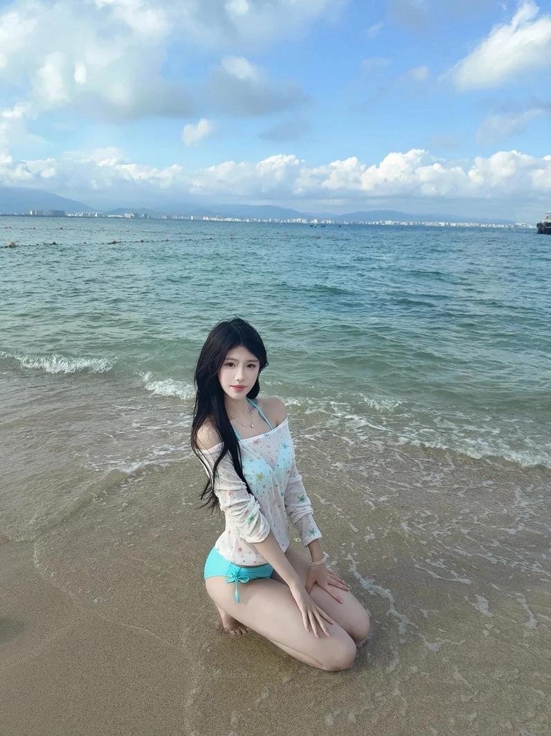Bộ sưu tập 30 ảnh gái xinh mặc bikini đi biển che mặt siêu quyến rũ 5 Thiếu nữ tự tin khoe dáng ngọc ngà trong bộ bikini rực rỡ giữa không gian ngoài trời thoáng đãng