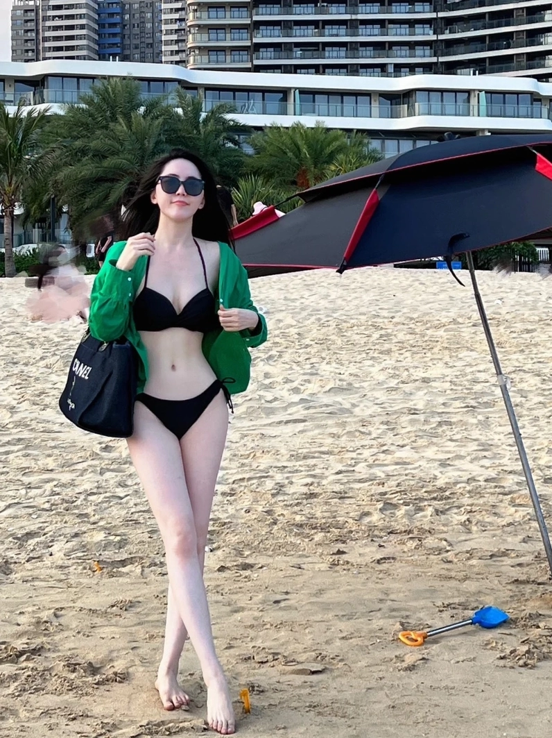 Bộ sưu tập 30 ảnh bikini gái Trung Quốc nóng bỏng nhất 2026 16 Thư giãn tuyệt đối trong không gian nghỉ dưỡng sang trọng