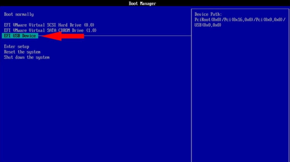Tìm đến mục Boot Khởi động và chọn USB của bạn làm thiết bị khởi động đầu tiên